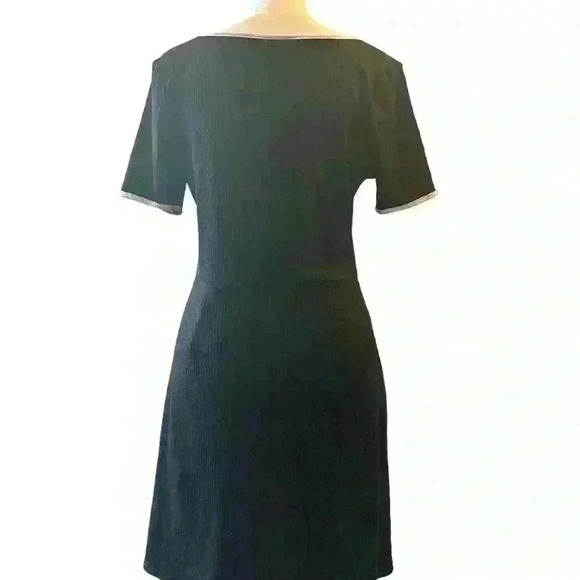 ModCloth Women's Black Dress with White  Trim Size Medium Knee Length - Picture 3 of 3